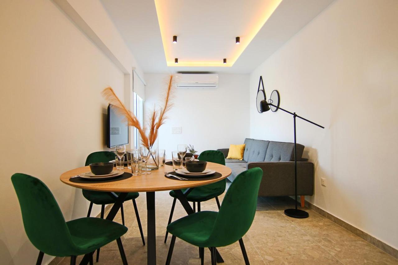 شقة Phaedrus Living: Seaside Luxury Flat Lighthouse 69 بافوس المظهر الخارجي الصورة